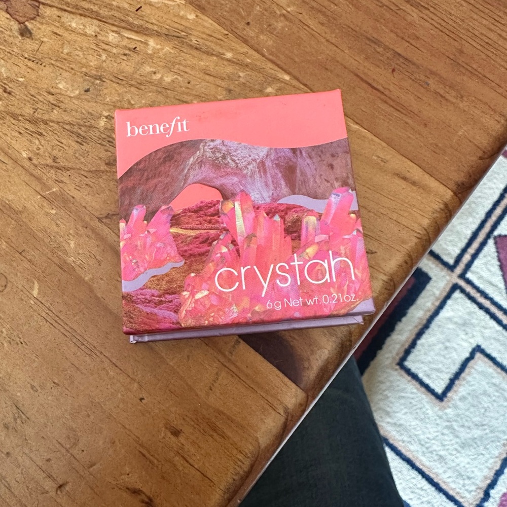 Benefit Crystah Blush - Vibrant Pink